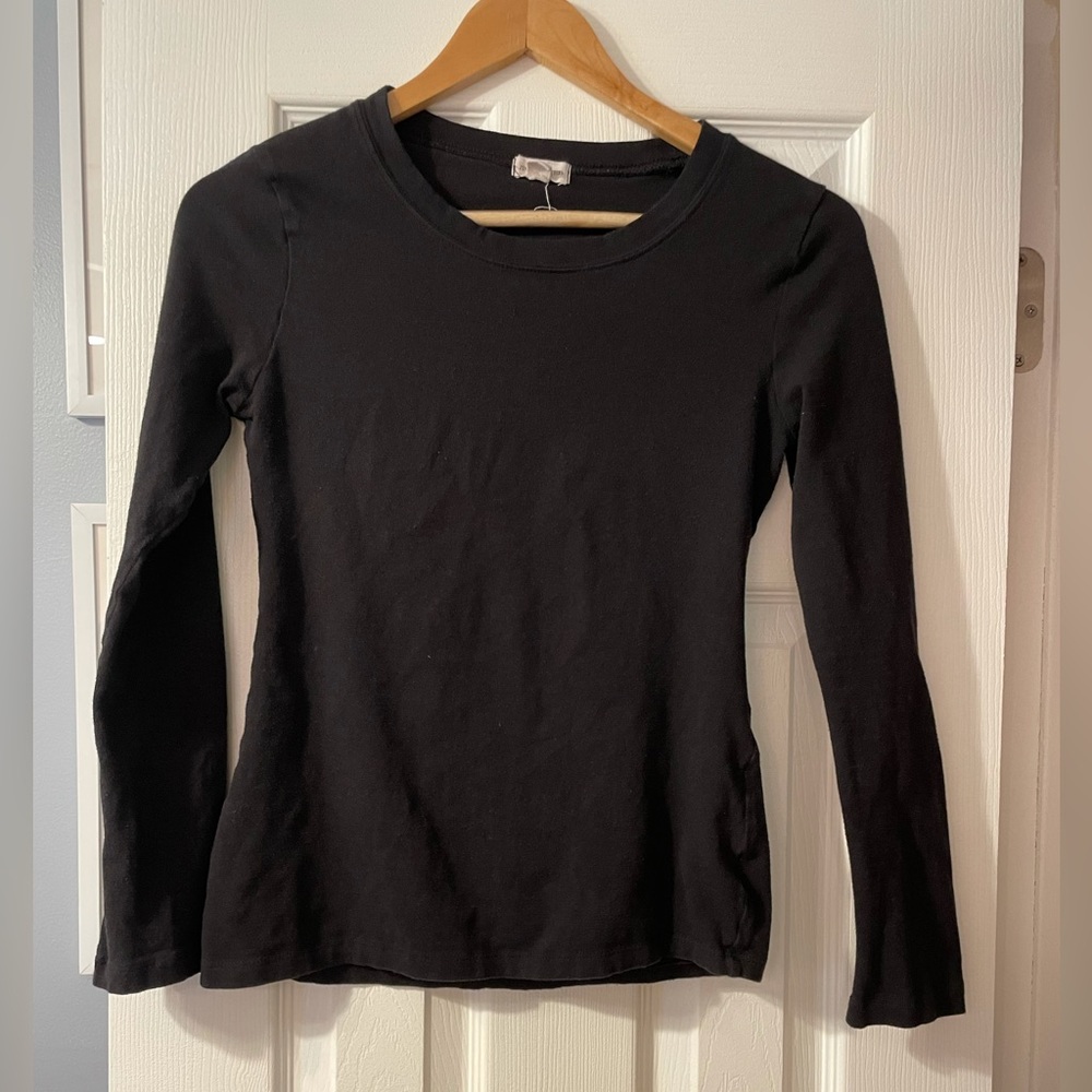Womens small crew long sleeve layer nurse scrubs black top shirt